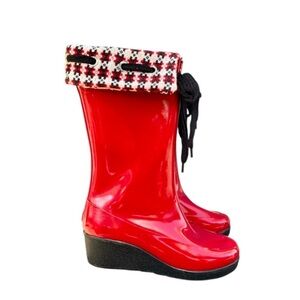 Sperry Topsider Cherry Red Black White Plaid Cuff Felt Lined Waterproof Boots 6M